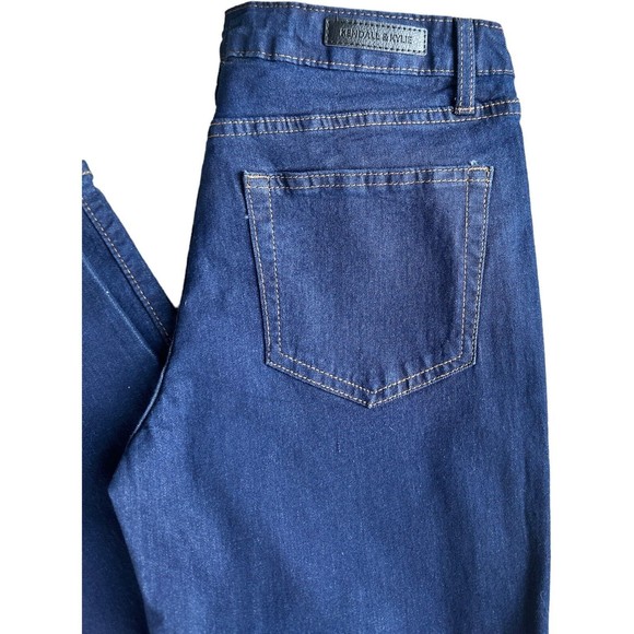 Kendall Kylie Jeans Kurvy Mid Rise Baby Boot Jean Size 9/10 Dark Wash - Picture 7 of 13